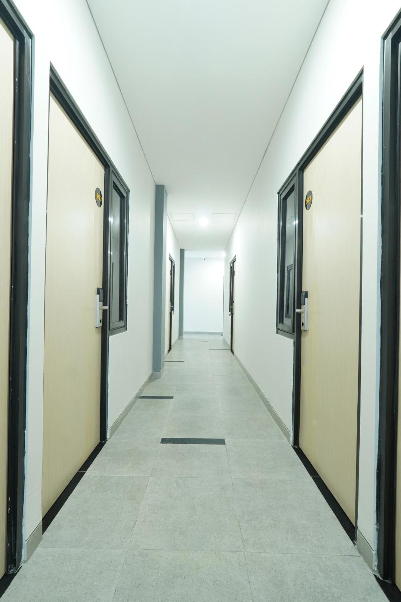 Grand Valora Puspowarno Kostel Hotel Semarang